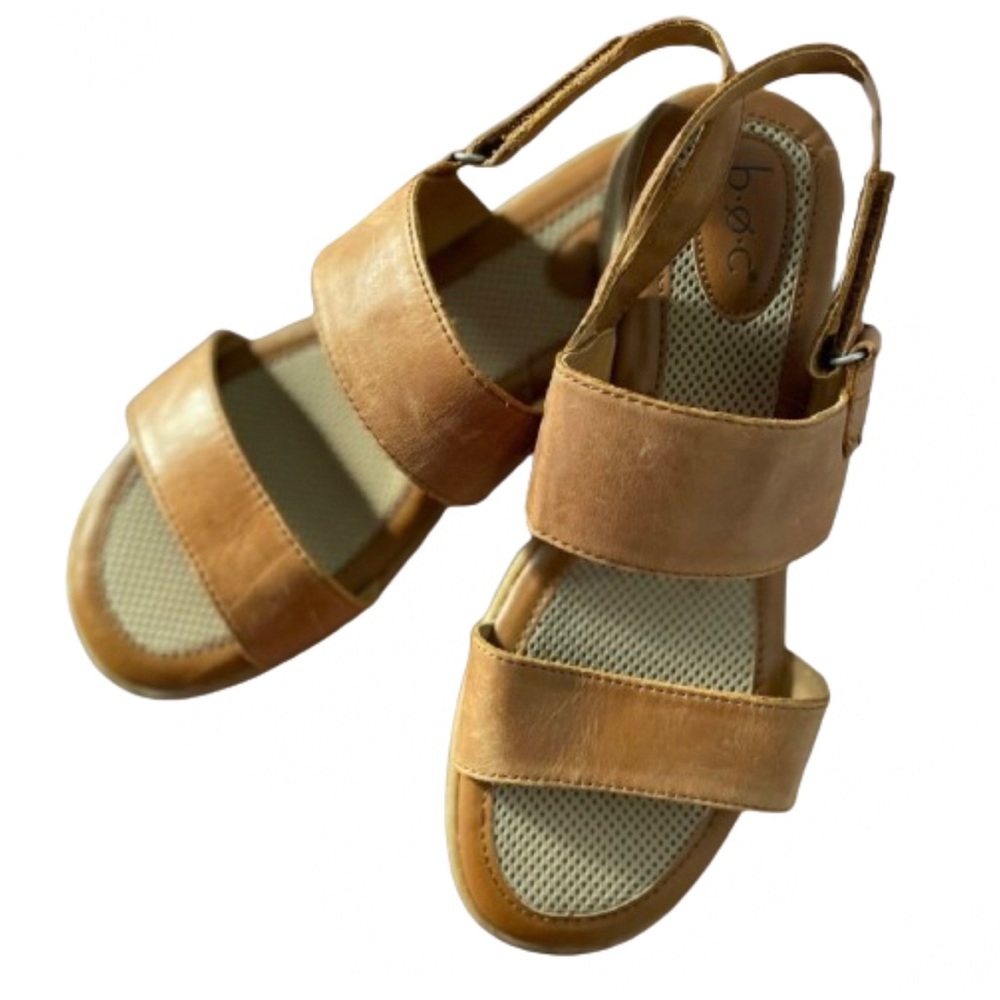 B.O.C. Size 9m sling sandal.